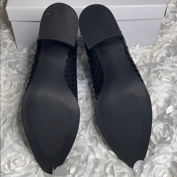 New Steve Madden Jain Black Snake Booties! - Picture 5 of 5